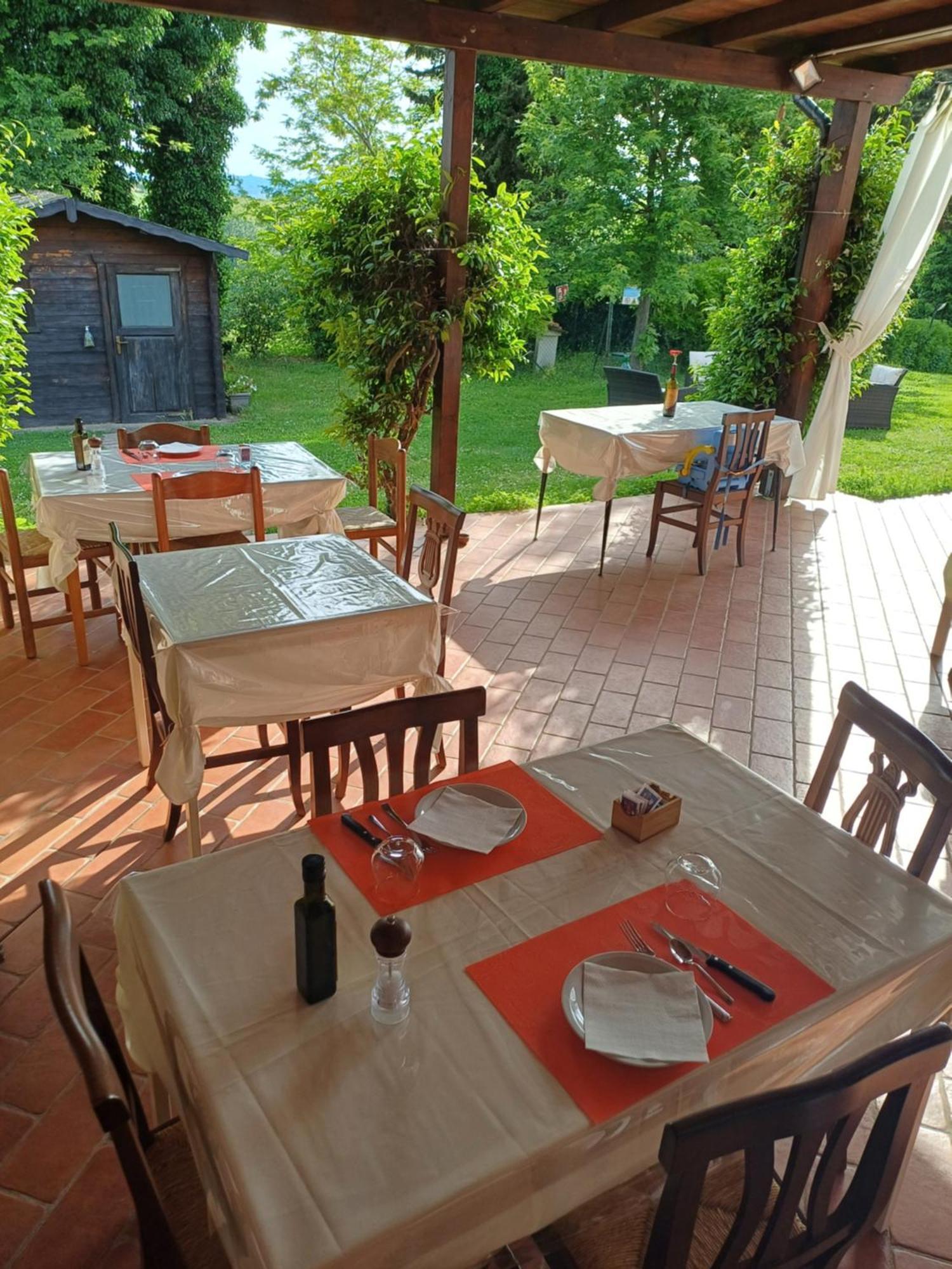 Terricciola Agriturismo Terre Di Toscana מראה חיצוני תמונה