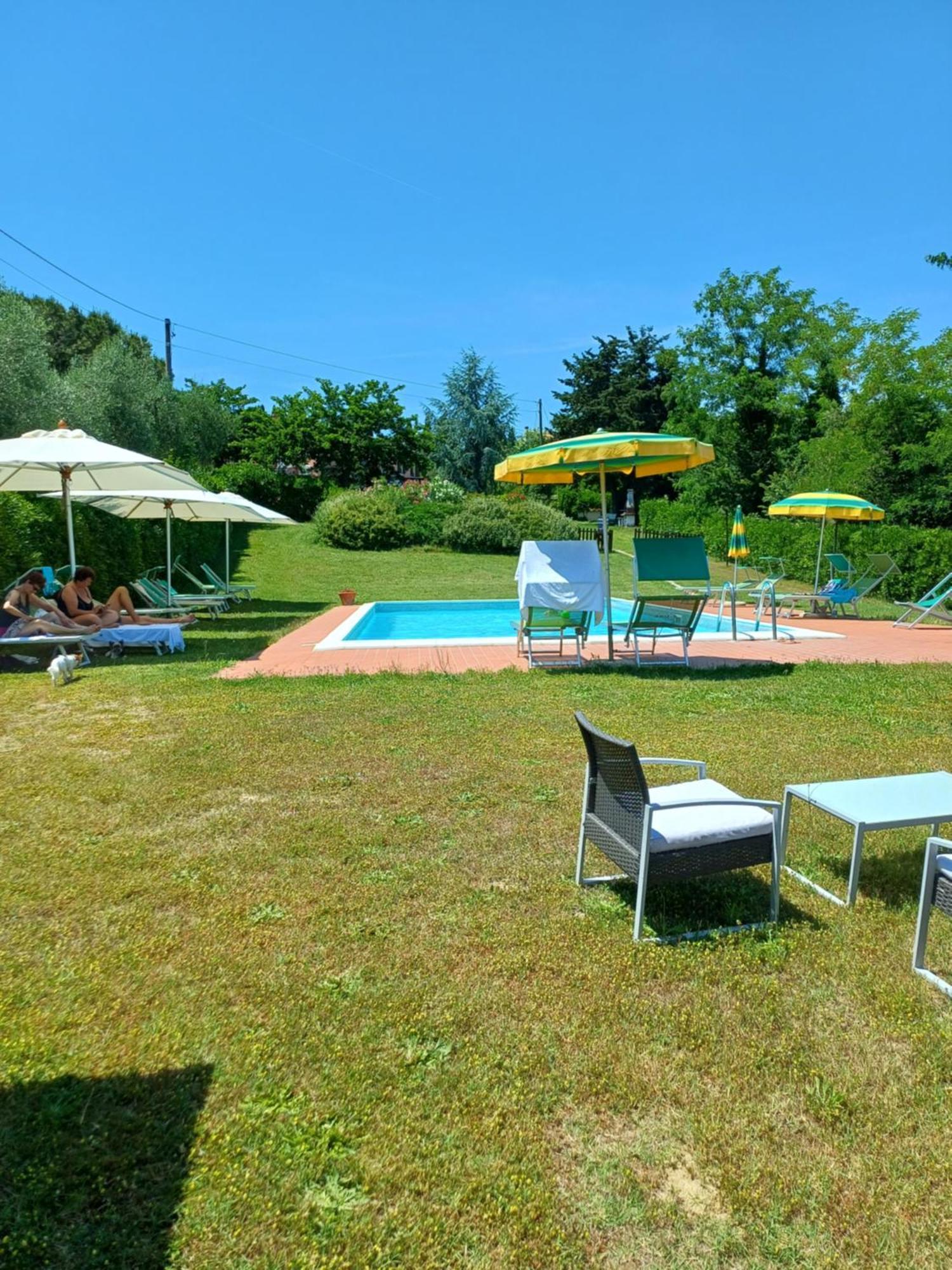 Terricciola Agriturismo Terre Di Toscana מראה חיצוני תמונה
