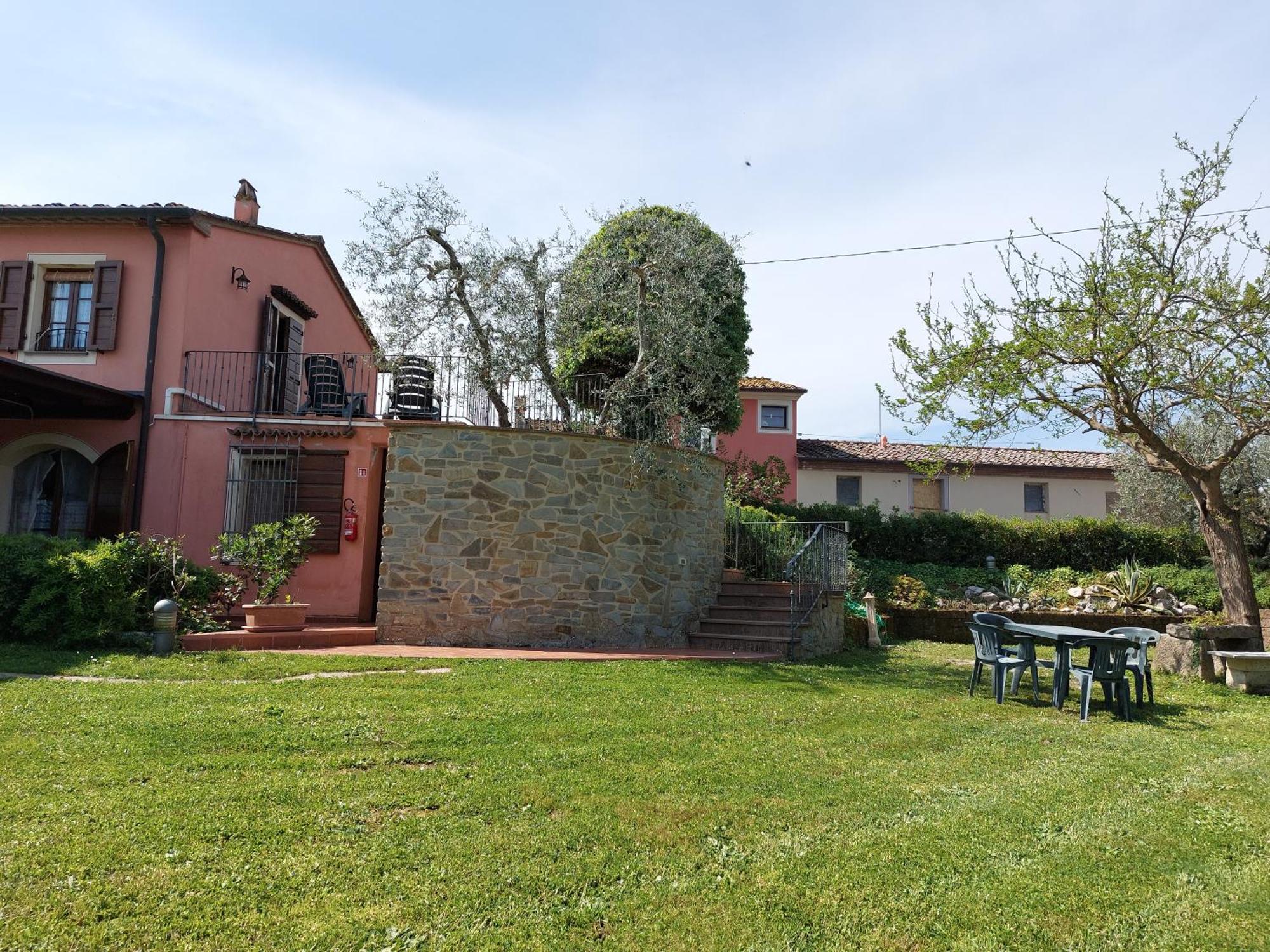 Terricciola Agriturismo Terre Di Toscana מראה חיצוני תמונה